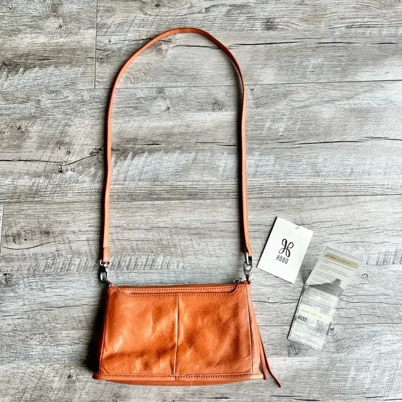 NWT HOBO Convertible Crossbody Clutch - Picture 9 of 16